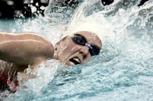 Emily Mason wins 500 Free