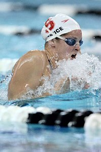 Caroine Bruce qualifies first in 200 Breaststroke