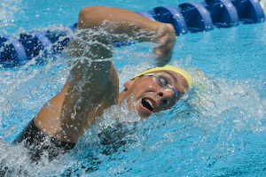 Fran Crippen swims the 400 Free Prelims at 2007 US Nationals.