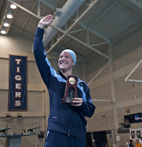 2012WNCAA Stephanie Peacock wins the 1650 freestyle at the 2012 women's NCAA swimming and diving championships.