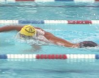 Chad Carvin on his way to victory