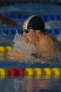 Brendan Hansen wins 100 Breastroke semi.
