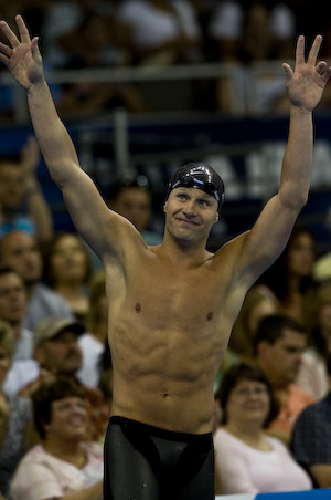 Brendan Hansen wins one semifinal in the 100 Breaststroke at 2008 Olympic Trials.