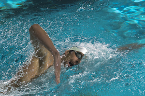 Michael Phelps swims 400 Free at 2007 Namesnik G.P.
