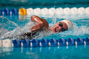 Julia Smit wins the 200 IM at 2009 USA Swimming Nationals/World Team Trials