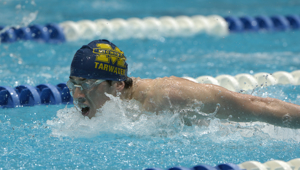 Davis Tarwater wins 200 Fly