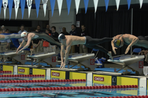 jason Lezaks starts 50 Free win.