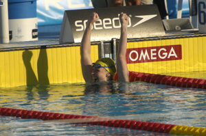 Giaan Rooney wins 50 backstroke at 2005 worlds.