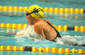 Therese Alshammar sets world record at 2009 FINA World Cup stop in Durban.