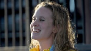 Marieke Guehrer (AUS) poses with the gold medal after winning the women's 50m butterfly in the 2010 Pan Pacific swimming championships at the William Woollett Jr. Aquatics Center.