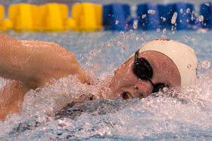 Dagny Knutson swims at the 2009 Charlotte UltraSwim.