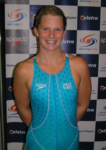 jones poses after 200br WR Aust Champs 06