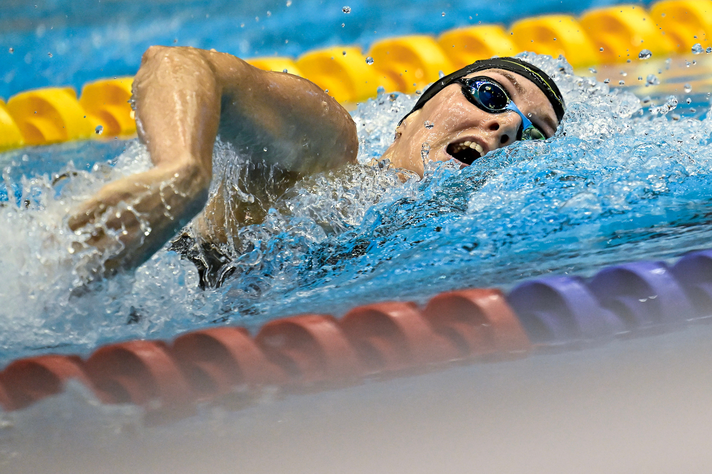 Marrit Steenbergen, da Holanda, compete nos 200m livres femininos durante o 20º Campeonato Mundial de Esportes Aquáticos no Marine Messe Hall A em Fukuoka (Japão), em 25 de julho de 2023.