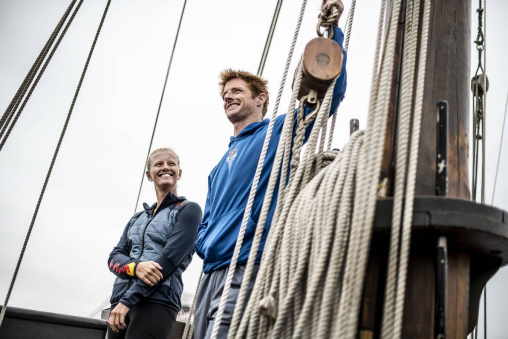 andy-jones-rhiannon-iffland-portugal-cliff-diving-2018
