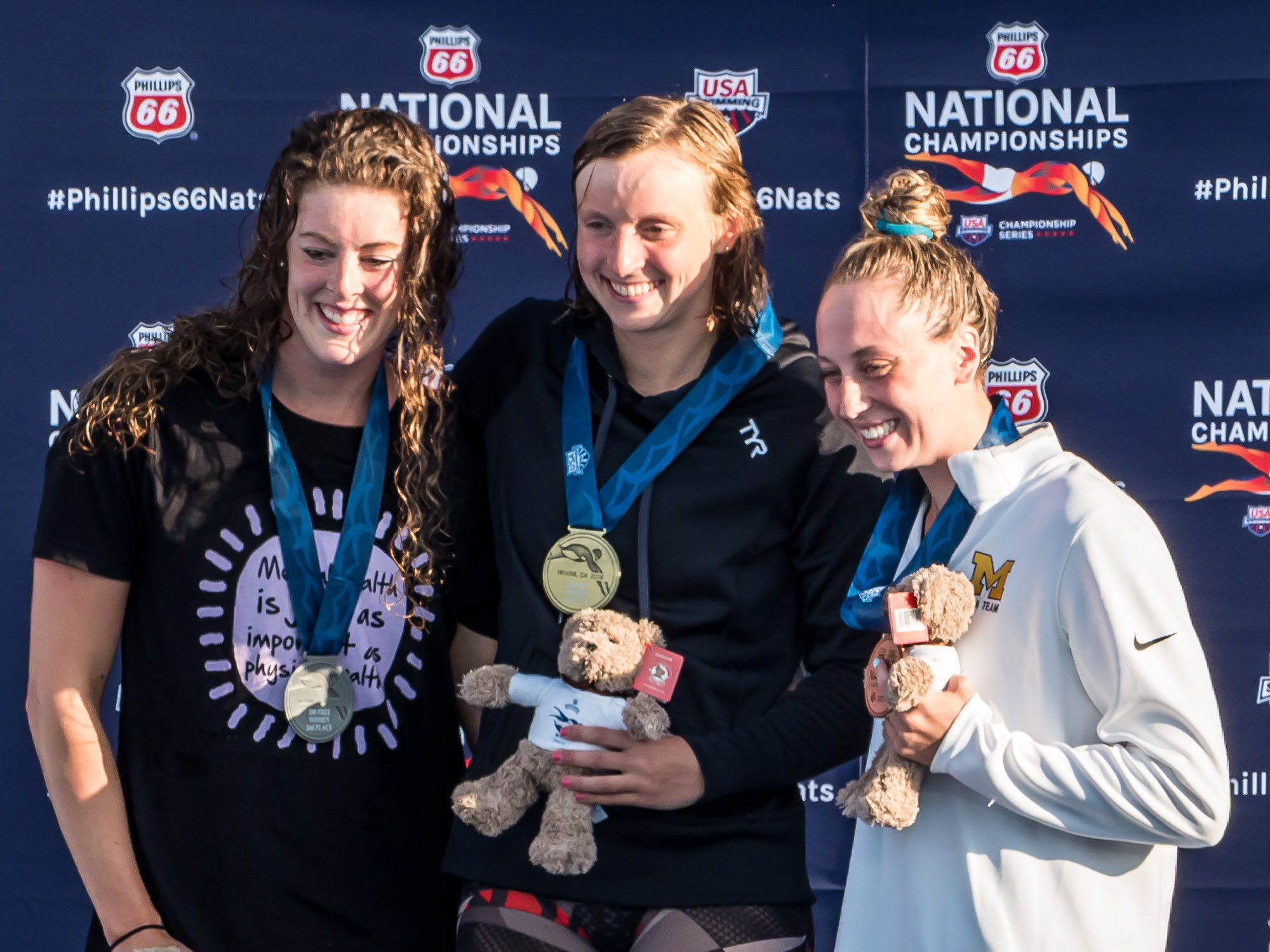 katie-ledecky-allison-schmitt-gabby-deloof-