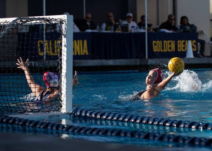 January 27, 2019; Spieker Aquatics Complex, Berkeley, CA, USA; Collegiate Women's Water Polo:Cal Cup: Stanford University Cardinals vs San Jose State University Spartans; Stanford Driver Ryann Neushul shoots on San Jose StatePhoto credit: Catharyn Hayne