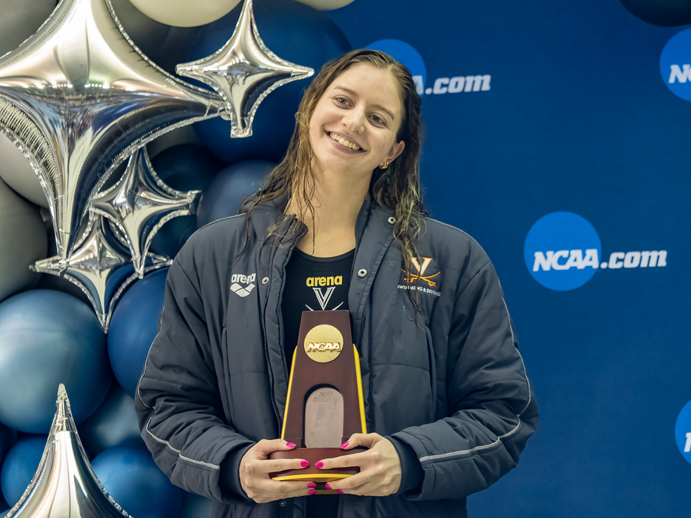 kate-douglass-ncaa-cscaa