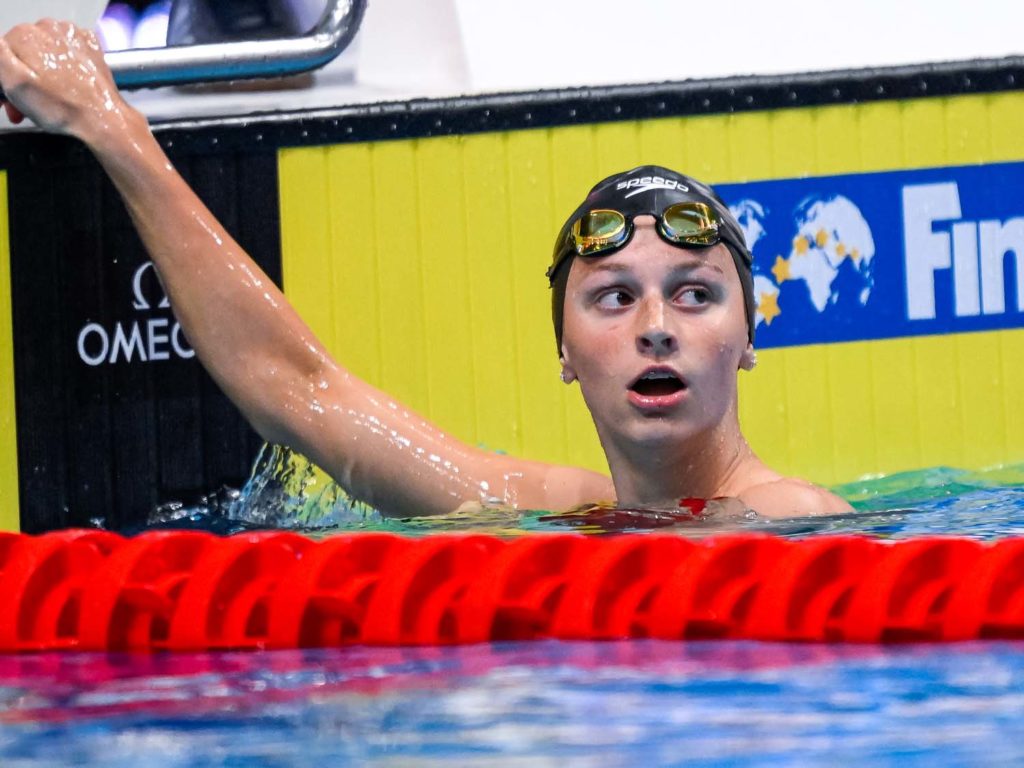 summer-mcintosh-200-fly-gold-2022-world-championships-budapest-1-commonwealth-games