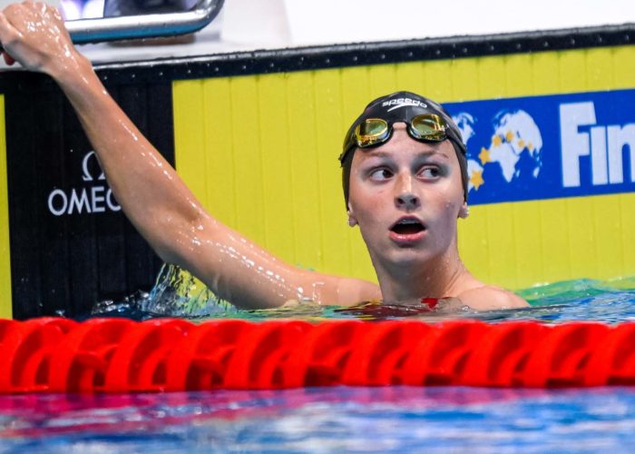 summer-mcintosh-200-fly-gold-2022-world-championships-budapest-1-commonwealth-games