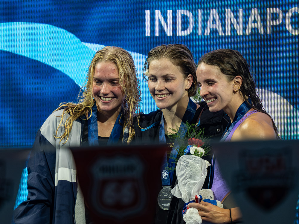 claire-curzan-katherine-berkhoff-regan-smith-