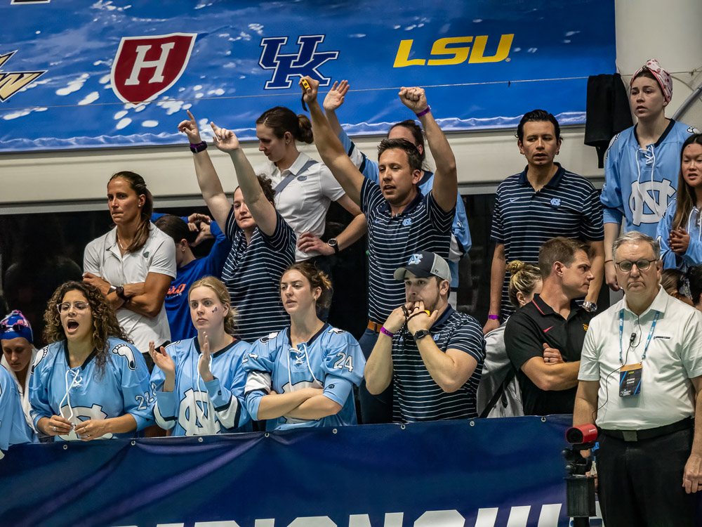 north-carolina-cheering-